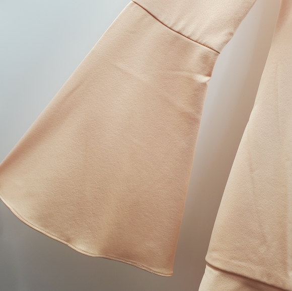 Revolve Elliatt Serene Dress Chalk Pink Bell Sleeves Satin Boho Wedding Cocktail - Picture 3 of 8